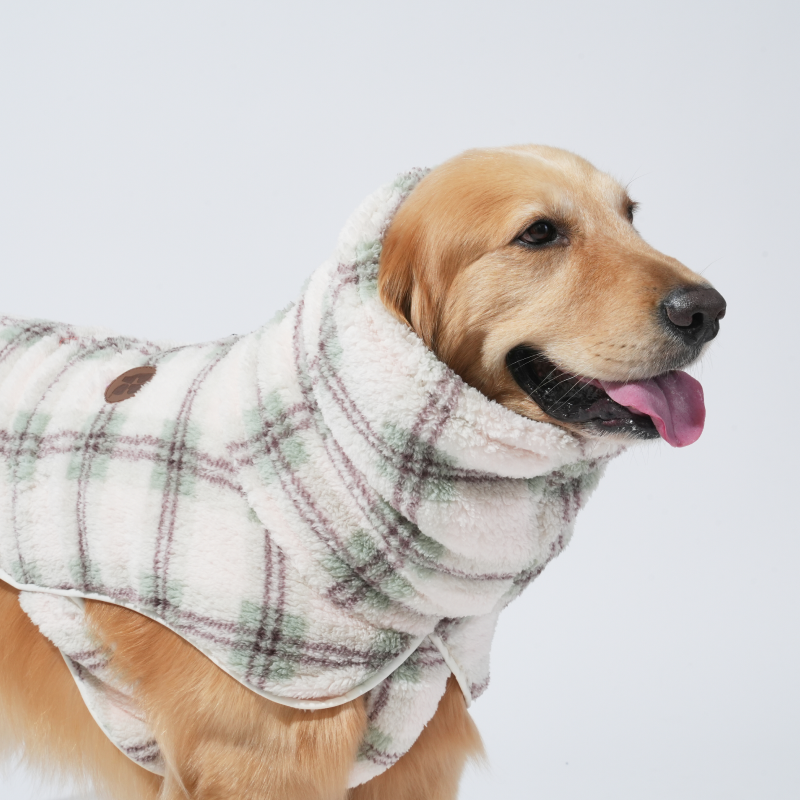 Chouchou Check Fleece Poncho