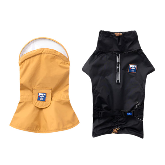 rain suit in black color